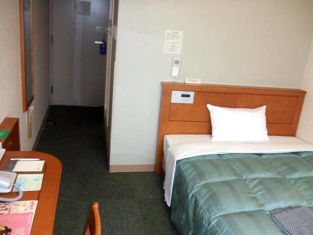 Hotel Route-Inn Fukaya Ekimae Zewnętrze zdjęcie